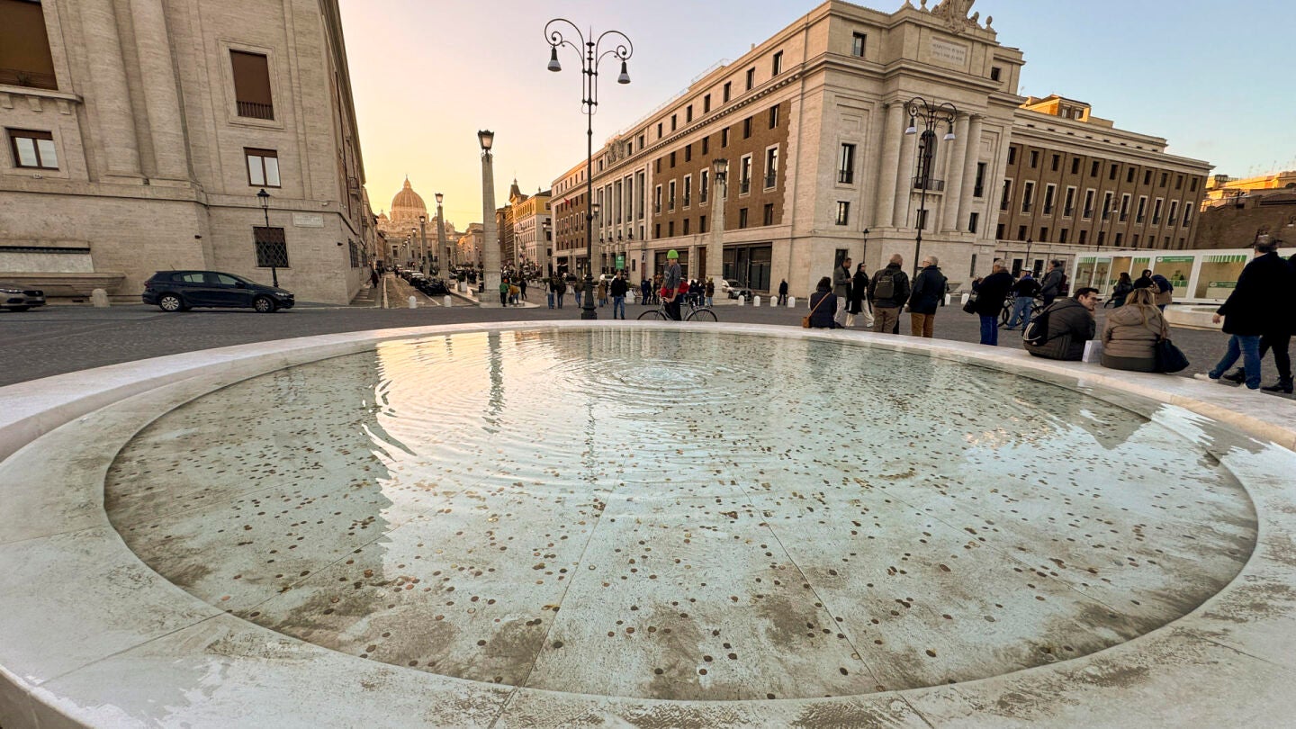 Fuente de Roma con monedas