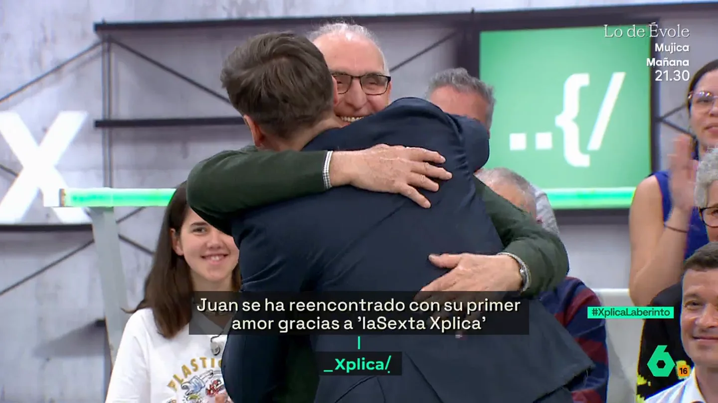 El momento Juan y Medio de José Yélamo en laSexta Xplica, pone en contacto a Juan, un jubilado, con su antiguo amor de hace 60 años: "Hubo perfecta conexión" El momento Juan y Medio de José Yélamo en laSexta Xplica, pone en contacto a Juan, un jubilado, con su antiguo amor de hace 60 años: "Hubo perfecta conexión"