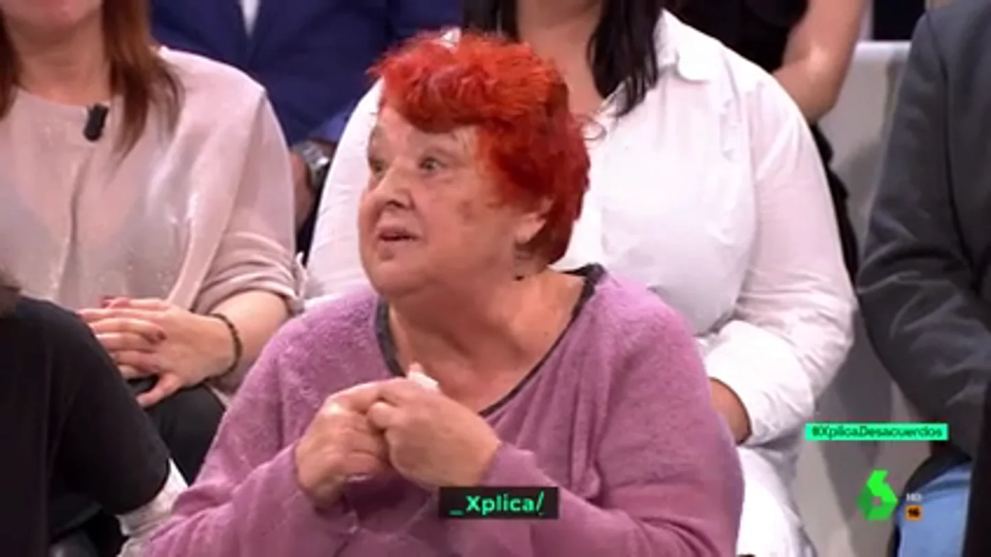 Una pensionista: "Si los que sujetan la mesa se marchan, ¿dónde van los empresarios?" Una pensionista: "Si los que sujetan la mesa se marchan, ¿dónde van los empresarios?"