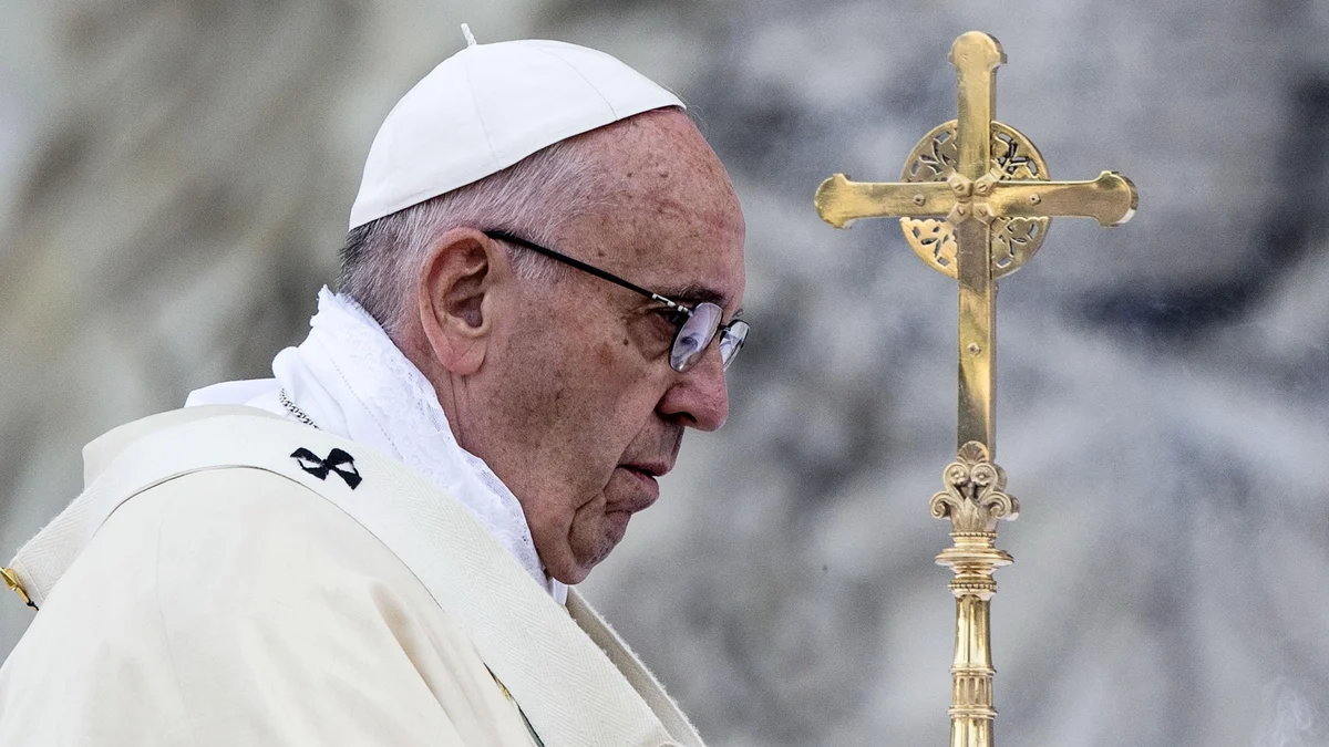 The Pope has had a good time and is resting, but his situation is still critical The Pope has had a good time and is resting, but his situation is still critical