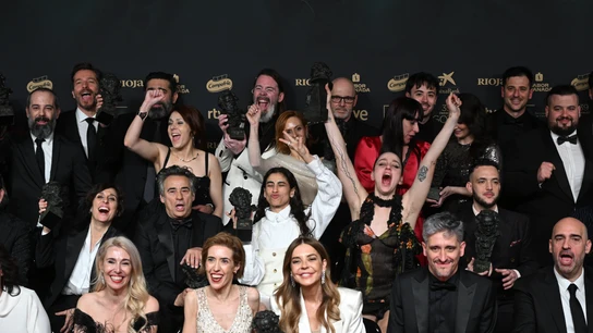 Fotografía de familia de los galardonados en la 39 edición de los Premios Goya de la Academia de Cine Fotografía de familia de los galardonados en la 39 edición de los Premios Goya de la Academia de Cine