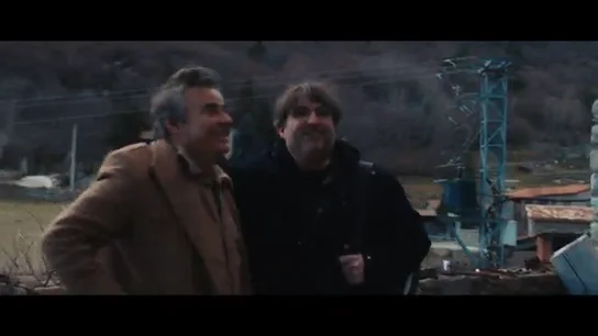 La broma de Jordi Évole al saludar a Eduard Fernández: "Las subvenciones del cine..." La broma de Jordi Évole al saludar a Eduard Fernández: "Las subvenciones del cine..."