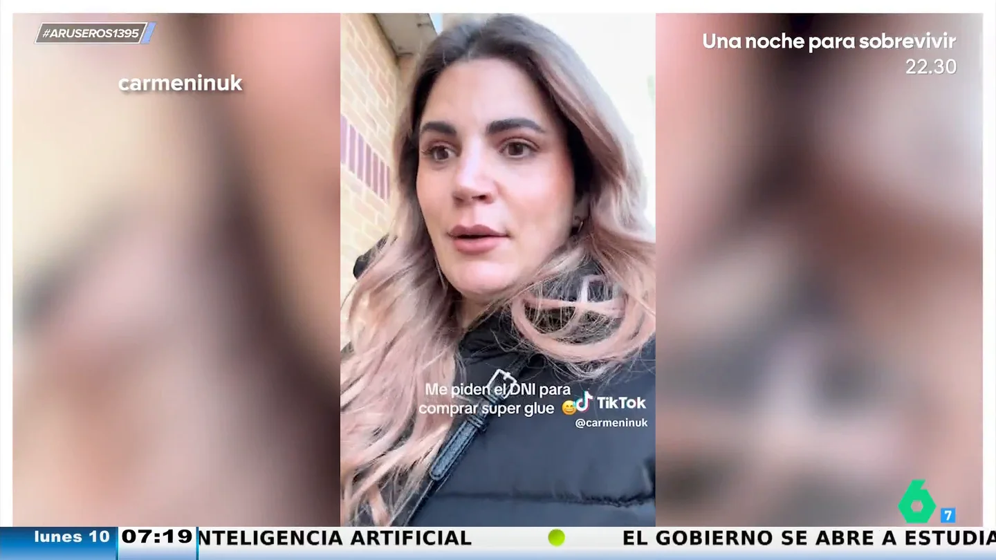 Una española que vive en Reino Unido no puede comprar Super Glue por no poder demostrar que tiene más de 25 años: "Me piden el DNI" Una española que vive en Reino Unido no puede comprar Super Glue por no poder demostrar que tiene más de 25 años: "Me piden el DNI"