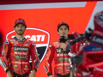Pecco Bagnaia y Marc M&aacute;rquez y Bagnaia