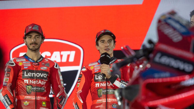 Pecco Bagnaia y Marc Márquez y Bagnaia