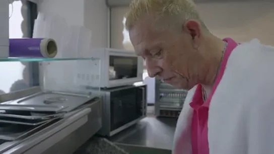 "Espero que te atragantes": un socio de La Sal y el Son, a una concursante de Batalla de restaurantes Málaga "Espero que te atragantes": un socio de La Sal y el Son, a una concursante de Batalla de restaurantes Málaga