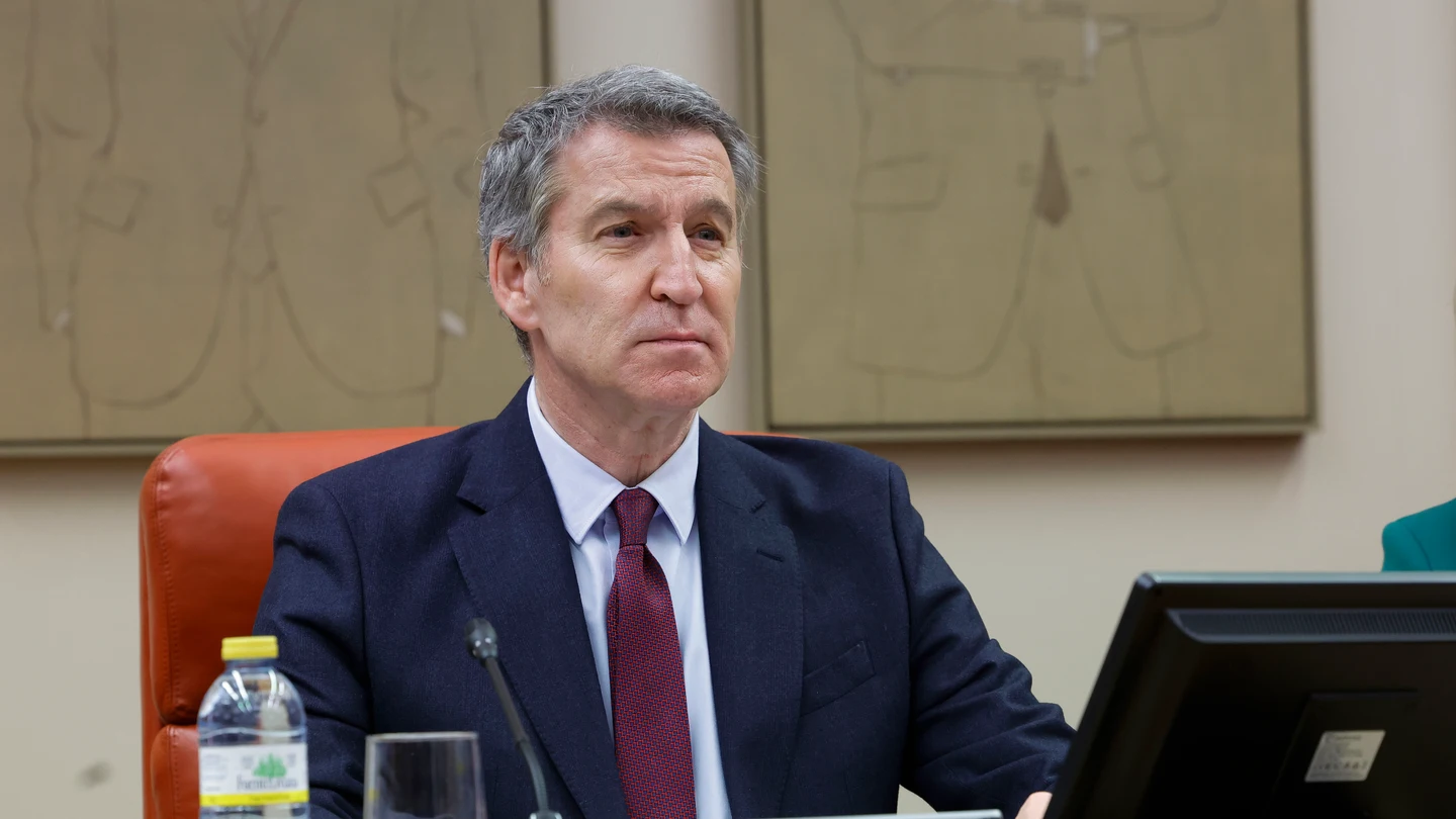 El líder del PP, Alberto Núñez Feijóo, preside la reunión de sus grupos parlamentarios en el Congreso y el Senado El líder del PP, Alberto Núñez Feijóo, preside la reunión de sus grupos parlamentarios en el Congreso y el Senado