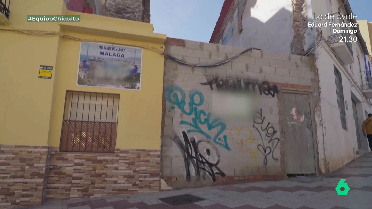 Equipo de Investigación visita las ruinas de la casa donde se crió Chiquito: pretenden construir dos dúplex de 450.000 euros cada uno Equipo de Investigación visita las ruinas de la casa donde se crió Chiquito: pretenden construir dos dúplex de 450.000 euros cada uno