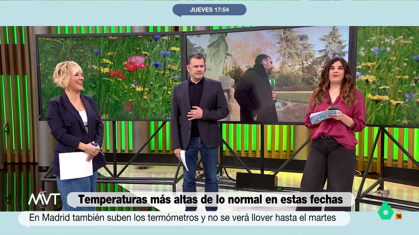 Cristina Pardo se ríe tras la rima de Bastida Cristina Pardo se ríe tras la rima de Bastida