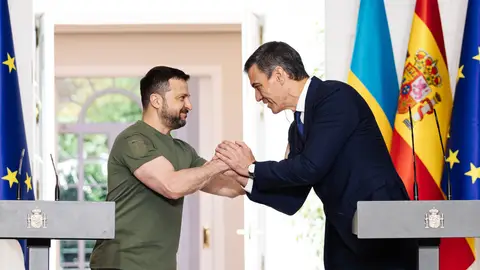 Imagen de archivo del presidente ucraniano, Volodimir Zelenski, y el presidente de España, Pedro Sánchez Imagen de archivo del presidente ucraniano, Volodimir Zelenski, y el presidente de España, Pedro Sánchez