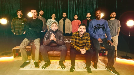 Fotografía de el grupo La Raíz Fotografía de el grupo La Raíz