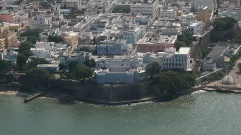 Panorámica de la zona de San Juan con el Palacio de Santa Catalina Panorámica de la zona de San Juan con el Palacio de Santa Catalina