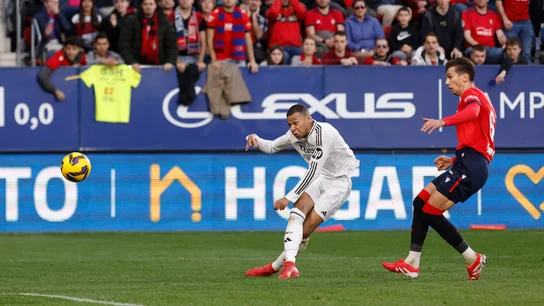 Kylian Mbappé y Lucas Torró Kylian Mbappé y Lucas Torró