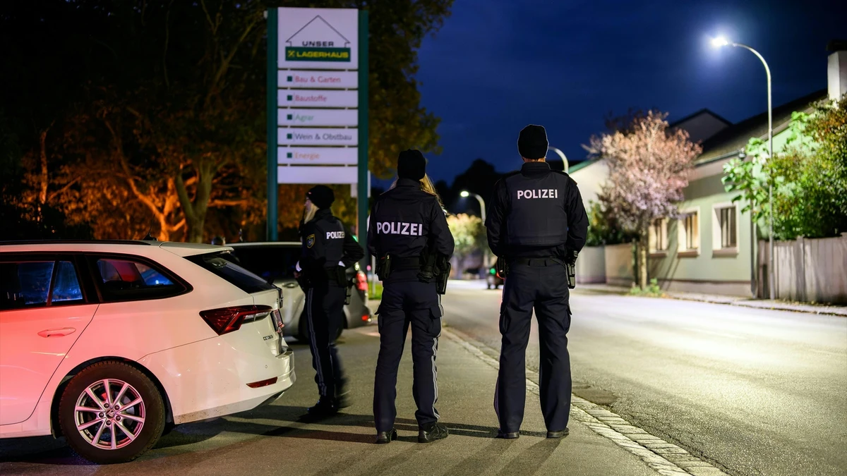 A 14 -year -old dies and four other people are injured in a knife attack in Austria A 14 -year -old dies and four other people are injured in a knife attack in Austria