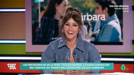 Mónica Cruz confiesa que su hija le dijo que le daba 'cringe': "Dile '¿tú sabes qué significa castigada?'" La actriz aprovecha la visita de los protagonistas de 'FoQ. La Nueva Generación' para contar como, en muchas ocasiones, no entiende los términos que utiliza su hija al hablar con ella.