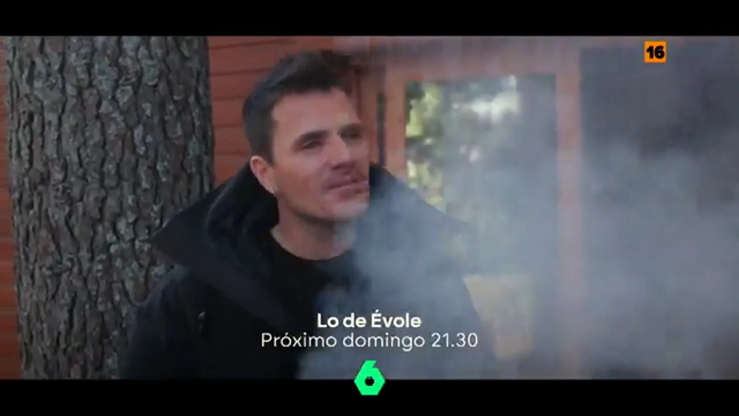 Dani Martín desvela lo que le dijo su padre al teñirse de rubio "con 48 años": "¡Hay que ser gilipollas!" Dani Martín desvela lo que le dijo su padre al teñirse de rubio "con 48 años": "¡Hay que ser gilipollas!"