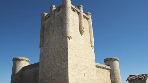 Castillo de Torrelobatón, Valladolid Castillo de Torrelobatón, Valladolid