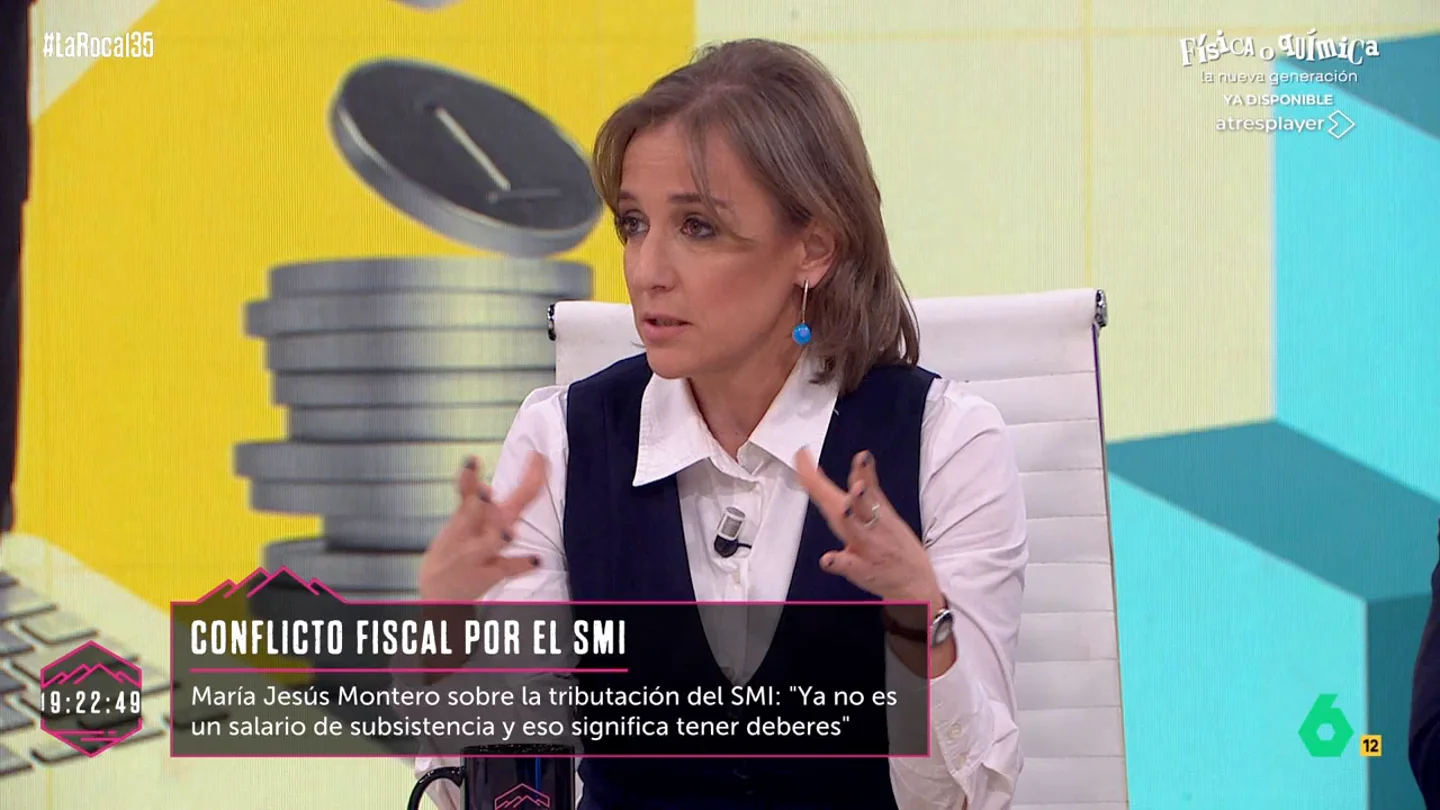 LA ROCA Tania Sánchez defiende que quienes ganen menos de "1.700 euros" mensuales queden "limpios" de impuestos LA ROCA Tania Sánchez defiende que quienes ganen menos de "1.700 euros" mensuales queden "limpios" de impuestos