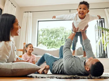 Una familia feliz Una familia feliz