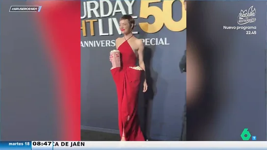 El vestido palomitero de Emma Stone, el ajustadísimo look de Kim Kardashian y otros outfits del 50 aniversario de Saturday Night Live El vestido palomitero de Emma Stone, el ajustadísimo look de Kim Kardashian y otros outfits del 50 aniversario de Saturday Night Live