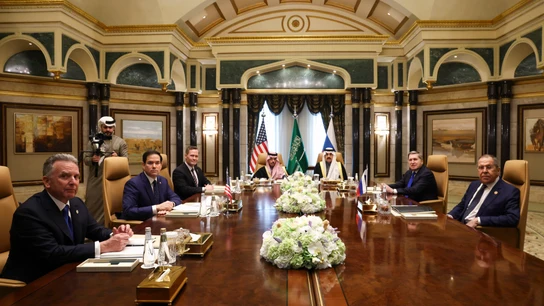 Reunión entre la delegación rusa y estadounidense en Riad, Arabia Saudí Reunión entre la delegación rusa y estadounidense en Riad, Arabia Saudí