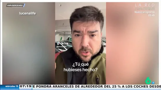 Un cliente se queja de que le han cobrado el café tras dejar 12 euros de propina y desata la polémica en redes: "Me ha parecido raro" Un cliente se queja de que le han cobrado el café tras dejar 12 euros de propina y desata la polémica en redes: "Me ha parecido raro"