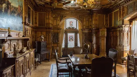 Sala decorada en el Castillo de Peles Sala decorada en el Castillo de Peles