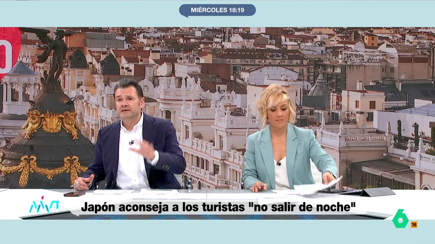 Iñaki López defiende la seguridad de Madrid con un 'pero' ¿Es Madrid segura? María Lamela pregunta en la Puerta del Sol a los turistas tras la guía de la embajada de Japón que avisa a sus ciudadanos de los peligros y delitos que se pueden encontrar. La respuesta de Iñaki López, en este vídeo.