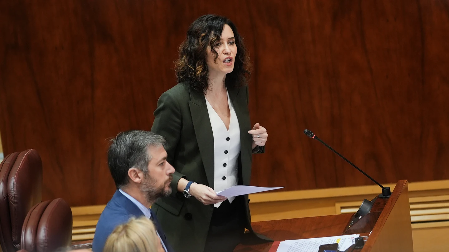 Ayuso dinamita todos los límites morales y se refiere a las muertes en las residencias como "esas mierdas" Ayuso dinamita todos los límites morales y se refiere a las muertes en las residencias como "esas mierdas"