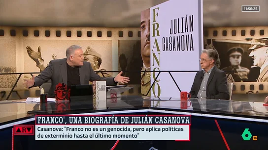 Casanova desmonta el mito de austeridad de Franco: "Hay un punto de inflexión en 1950: su boda con Carmen Polo" Casanova desmonta el mito de austeridad de Franco: "Hay un punto de inflexión en 1950: su boda con Carmen Polo"