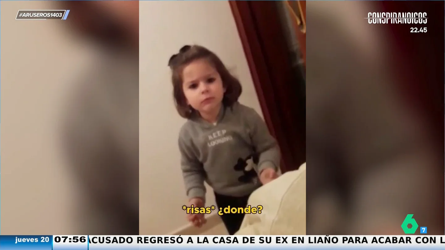 La tremenda (y divertida) bronca que le echa una niña a su tío por desordenado: "¡Ya te lo he dicho 13 veces!" La tremenda (y divertida) bronca que le echa una niña a su tío por desordenado: "¡Ya te lo he dicho 13 veces!"