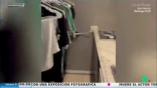 "Si te sobra alguna percha puedes colgar chorizos y morcillas": la reacción de Hans Arús al 'zulo tour' de un joven "Si te sobra alguna percha puedes colgar chorizos y morcillas": la reacción de Hans Arús al 'zulo tour' de un joven