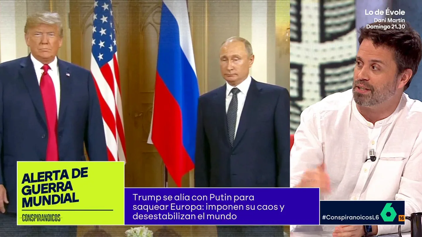 Xavier Colás, tajante: "Tal vez hemos llegado demasiado tarde a proteger a Ucrania" Xavier Colás analiza en este vídeo las declaraciones de Trump sobre una Tercera Guerra Mundial y en qué situación se encuentra Europa tras el acercamiento entre Estados Unidos y Rusia: "2025 va a ser un año bastante peligroso".