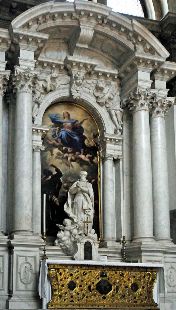 Interior de la Basílica de Santa María de la Salud de Venecia