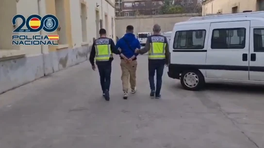La Policía detiene al presunto autor de la agresión a tres aficionados del Villarreal La Policía detiene al presunto autor de la agresión a tres aficionados del Villarreal