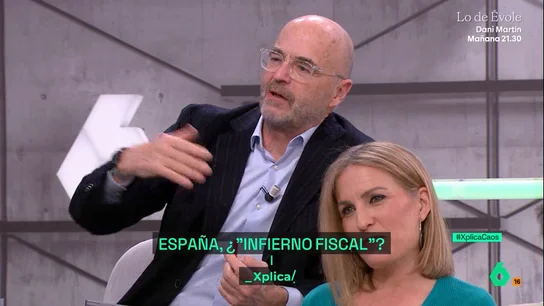 Javier Díaz-Giménez llama a pagar los impuestos sin quejarse: "Esto es una esquizofrenia fiscal" Javier Díaz-Giménez llama a pagar los impuestos sin quejarse: "Esto es una esquizofrenia fiscal"