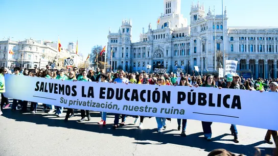 Manifestación por la educación pública en Madrid Manifestación por la educación pública en Madrid