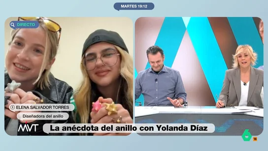 Así vivió la diseñadora del anillo la confusión de Yolanda Díaz en la Madrid Fashion Week: "Estoy segura de que se le olvidó" La vicepresidenta segunda del Gobierno visitó el stand de la joven y se llevó de una de las piezas. Díaz quedó con la joven que volverían más tarde a pagar la pieza pero, finalmente, por error, dejaron el evento sin hacerlo.
