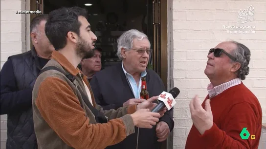 Un vecino de Morón, en contra de la base militar estadounidense: "Ellos llegaron con la pasta y nos subió el nivel de vida Un vecino del municipio sevillano no ha dudado en manifestar su deseo de que cierre la base militar. Como cuenta a Isma Juárez, tras su llegada en 1956, "Una renta que valía 1.000 pesetas, valía 3.000 a la semana siguiente".