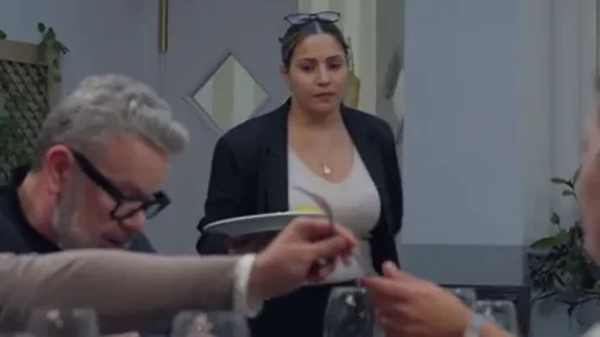 La dueña del restaurante 'La Vera' descubre que no tiene la comida de Chicote "Qué cagada, me dan ganas de irme": la dueña del restaurante 'La Vera' descubre que no tiene la comida de Chicote