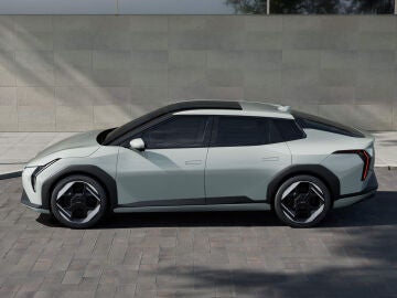 As&iacute; es el nuevo Kia que tiene atemorizados a sus rivales por su gran autonom&iacute;a y que est&aacute; al caer en Espa&ntilde;a