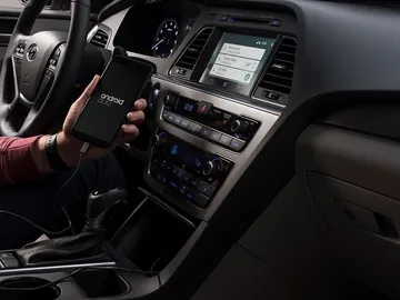 El "abuso" de Android Auto por no permitir usar aplicaciones de terceros El "abuso" de Android Auto por no permitir usar aplicaciones de terceros