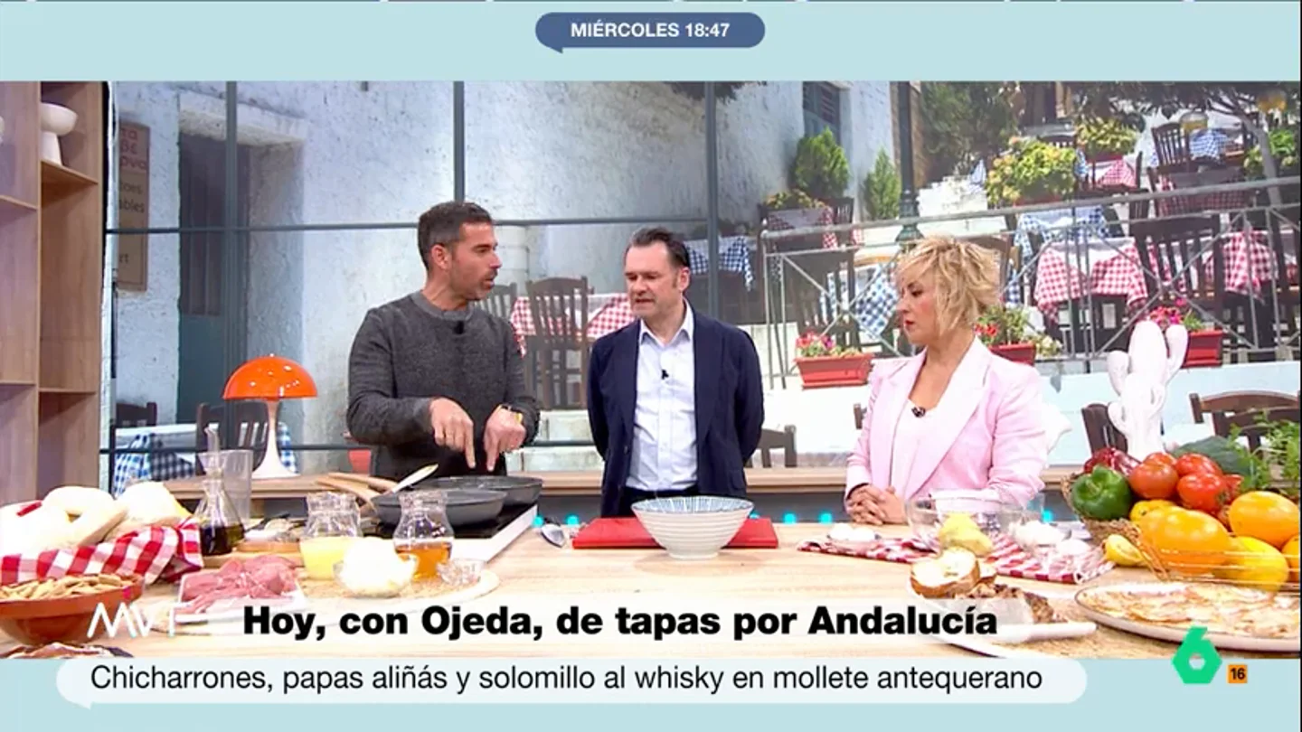 Cristina Pardo reacciona al solomillo al whisky de Ojeda: "En dos minutos, te has hecho un cubata" Cristina Pardo reacciona al solomillo al whisky de Ojeda: "En dos minutos, te has hecho un cubata"