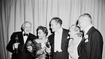 Cecil B. Demille holds the statuette of his Oscar prize for best film for 'The biggest show in the world' in 1953. Cecil B. Demille holds the statuette of his Oscar prize for best film for 'The biggest show in the world' in 1953.