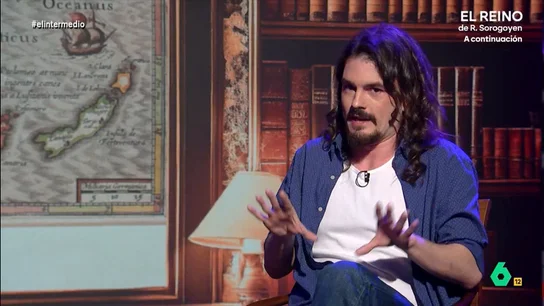 Mikel Herrán explica por qué las Islas Canarias son españolas: "La conquista empezó gracias a un hongo" El historiador explica que la conquista de las islas comenzó en 1402 gracias a Jean de Béthencourt. Este era un noble normando que, en mitad de la guerra de los Cien Años, decidió viajar hasta las Islas Canarias.