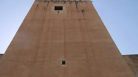 Torre del Castillo de Cuevas del Almanzora Torre del Castillo de Cuevas del Almanzora