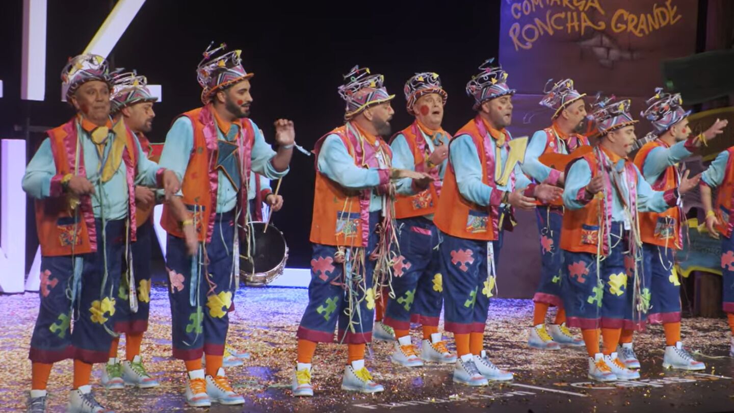 Chirigota C&aacute;diz, los que van a cantar te la sudan (los disl&eacute;xicos), en la semifinal del COAC 2025