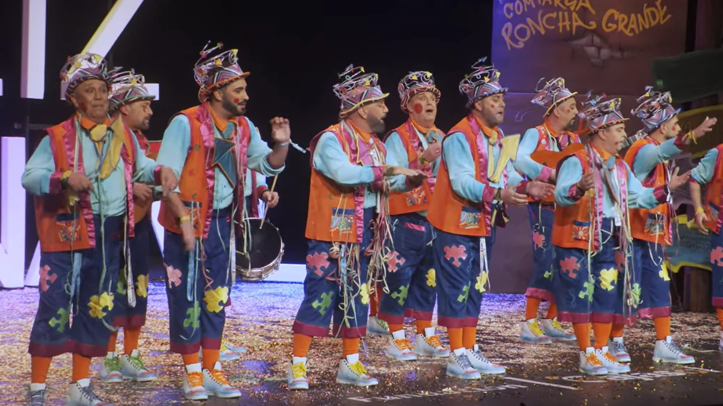 Chirigota Cádiz, los que van a cantar te la sudan (los disléxicos), en la semifinal del COAC 2025 Chirigota Cádiz, los que van a cantar te la sudan (los disléxicos), en la semifinal del COAC 2025