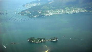 Isla de San Simón en la Ría de Vigo