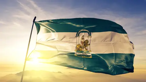 Bandera de Andalucía con los colores verde y blanco Bandera de Andalucía con los colores verde y blanco
